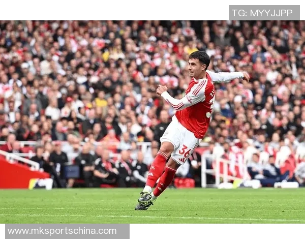 意甲精彩对决尤文图斯大胜阿森纳神奇扑救瞬间引发全场狂欢